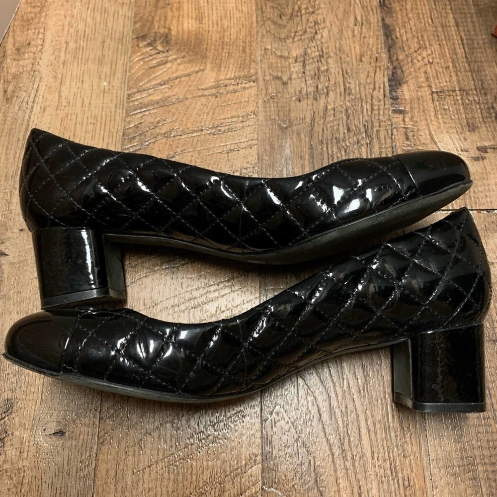 TORY BURCH KAITLIN Quilted ALL BLACK PATENT LEATHER Round Toed Low Heel 10M